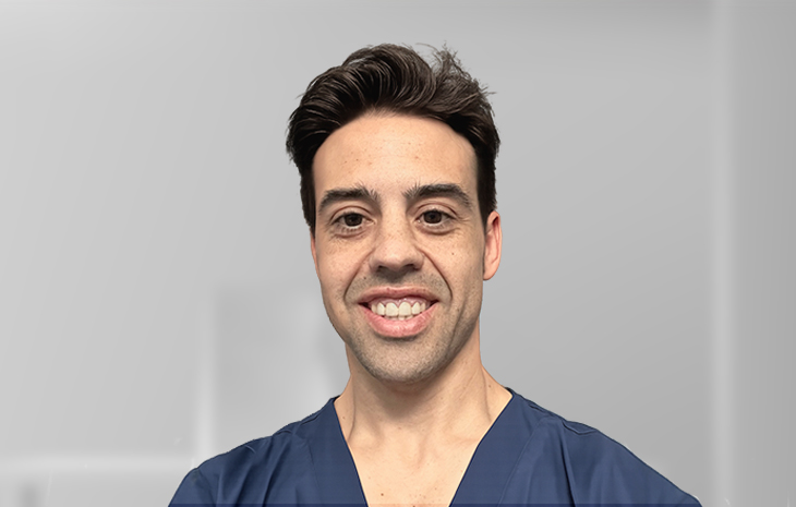 veterinary Carlos Moya